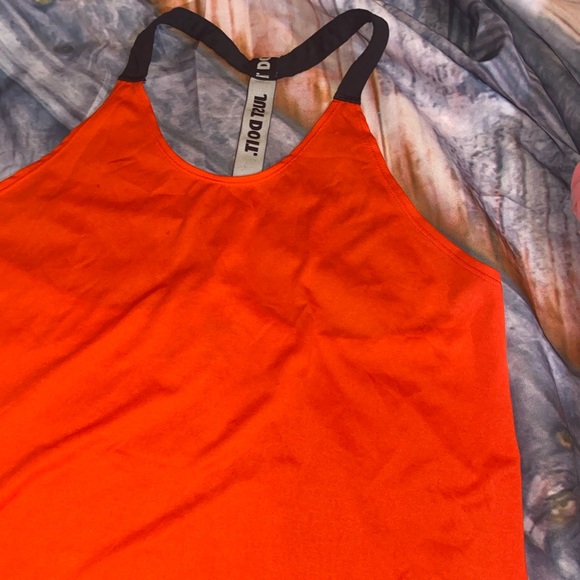 Nike tank - Picture 1 of 2